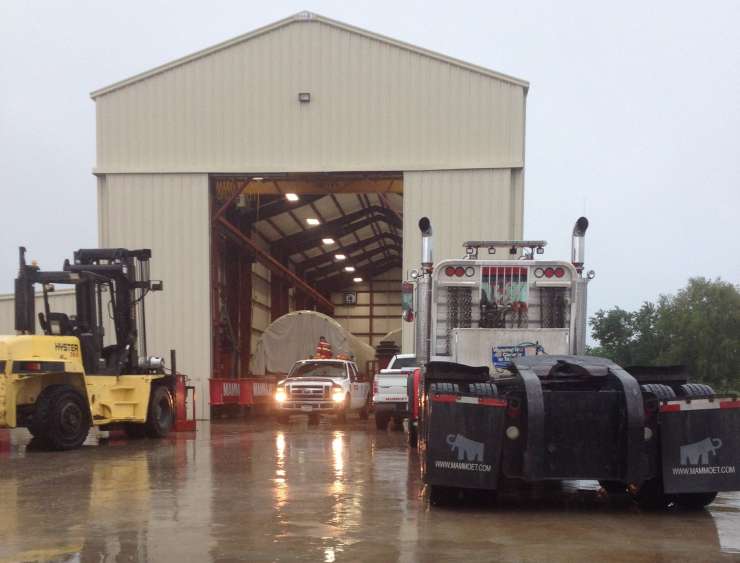 Warehouse with overhead crane